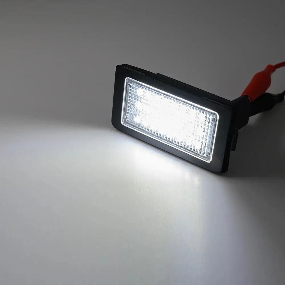 2Pcs LED License Plate Light For BMW 7-Series E38 728i 730i 730d 740i 740d 740iL 750i 750iL 1995-2001 White Number Plate Lamp - Auto Part Pro Switzerland