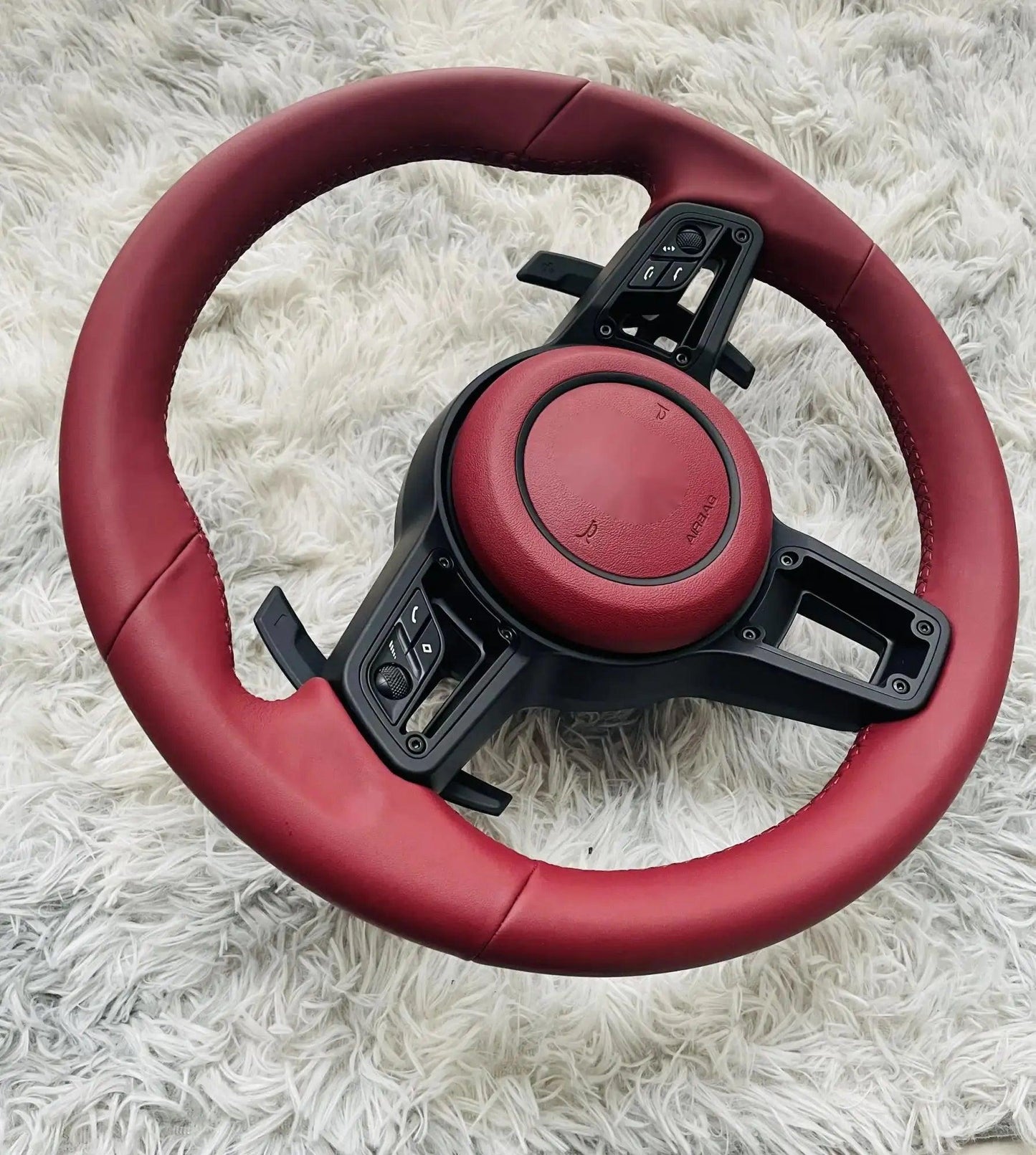 New steering wheel for Porsche Macan Cayenne Panamera Taycan 718 Cayman 991 992 911 911.2 Carrera GT2 GT2RS GT3 GT3RS GT3 RS GT4 - Auto Part Pro Switzerland