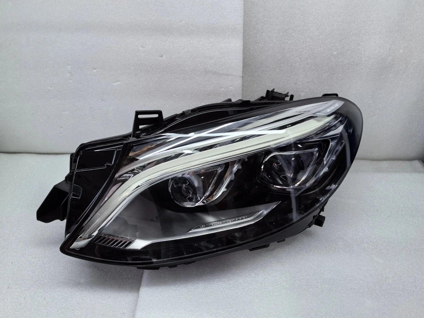 HighQuality headlights suitable for Mercedes Benz W166 GLE headlights W292 LED headlights OEM 1668200859 headlights - Auto Part Pro Switzerland